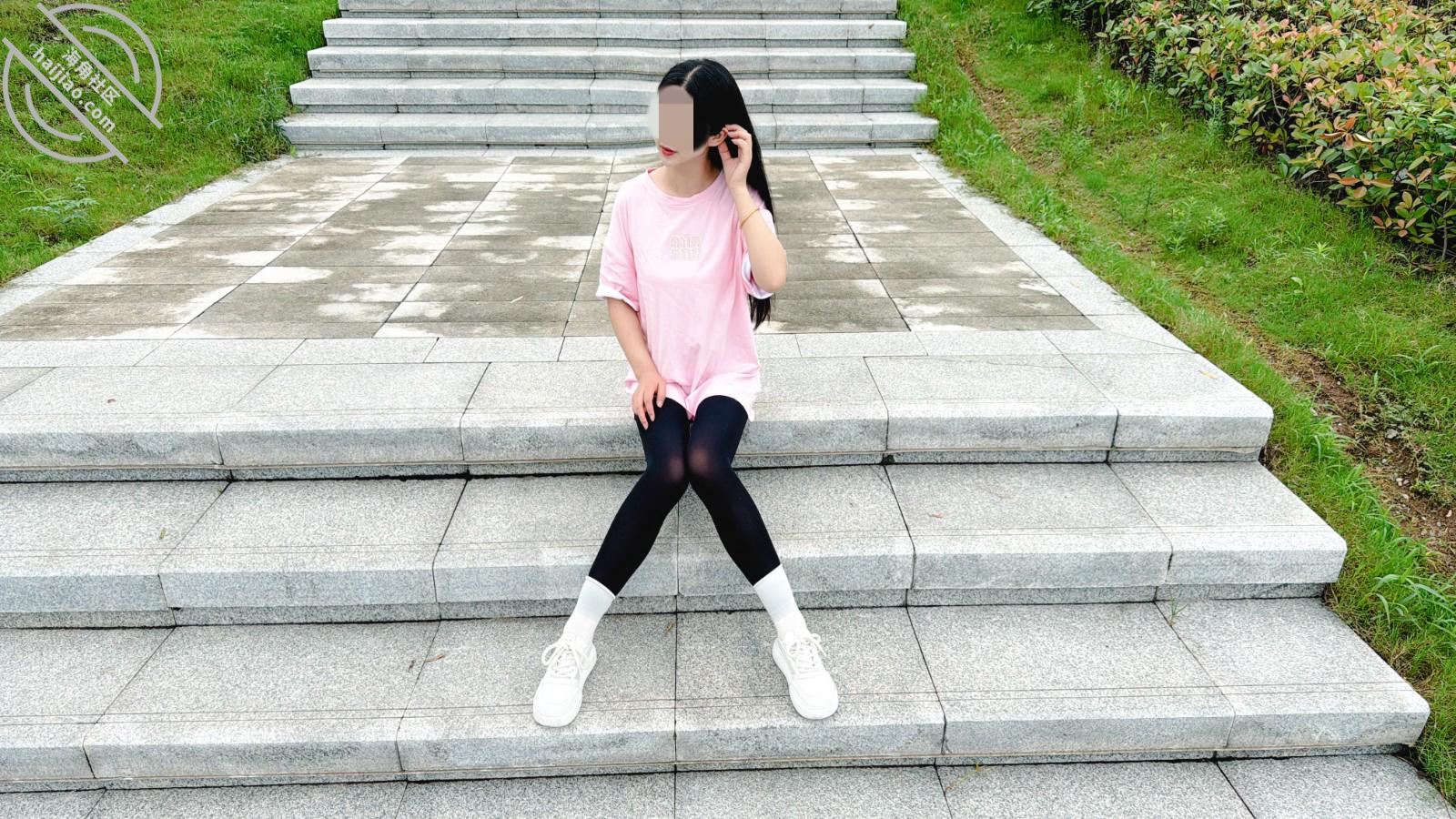 图片[2]-作者：会喷水的亲姐姐 《【超清原创】剪烂姐姐心爱的打底裤，中途做饭强行内射，从厨房到客厅全程记录》-老宋小屋