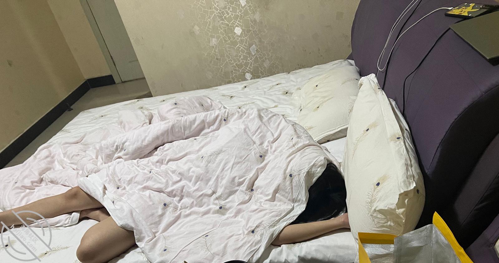 图片[2]-作者：学以致用 《早上送女儿去外地考场考试，在房间没忍住把性感的乖女儿给强奸了！女儿逼真紧》-老宋小屋