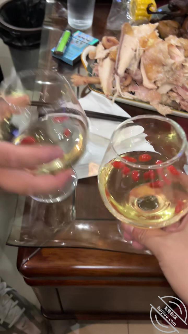 图片[2]-作者：我的巨乳亲表姐 《【巅峰作】当着姐夫面操我姐！内射完不擦就穿上裤子陪我姐夫！全程记录！》-老宋小屋