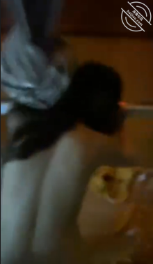 图片[2]-作者：想双飞老婆姐姐 《视频来了，媳妇在里屋睡觉，大姨子凌晨爬窗出来在一楼阳台对着大马路被我爆操》-老宋小屋