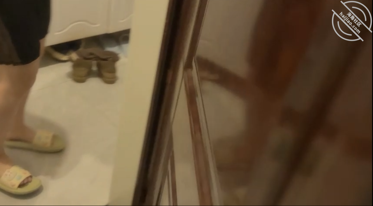 图片[2]-作者：丰乳肥臀的姐姐 《（原创） 再姐夫的婚房，看着姐姐姐夫的结婚照，抱着姐姐的屁股猛冲刺（下）》-老宋小屋