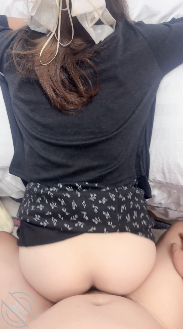 图片[21]-作者：奶子即正义 《正义原创:拿下超嫩的前台妹,绝美粉鲍太顶了,光看私处就能让你硬起来的极品》-老宋小屋