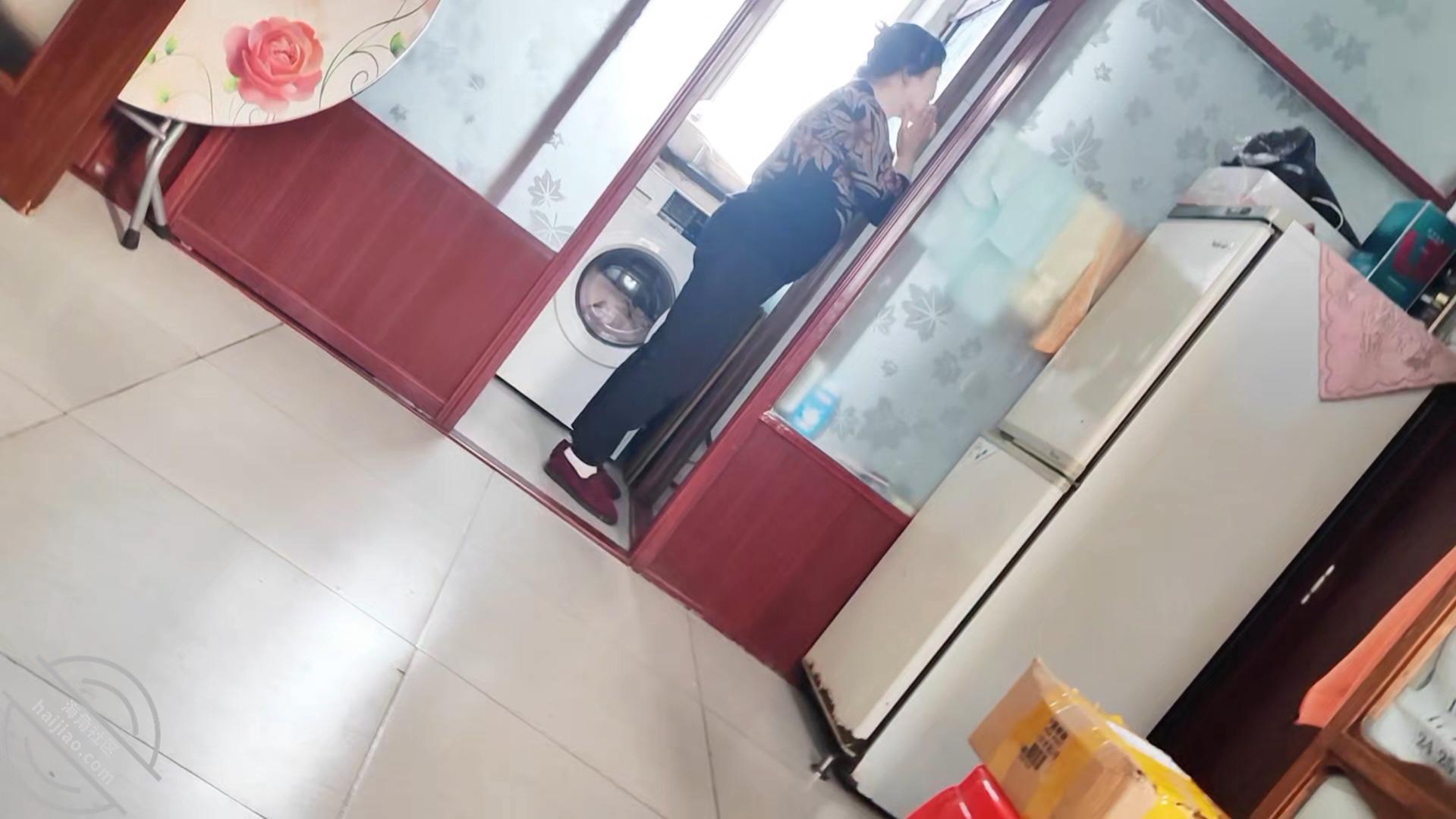 图片[21]-作者：妈妈的味道（干妈变成了情人） 《(原创视频)141：干妈老妈在洗脸，我在隔壁操她女儿，感觉被发现了似的》-老宋小屋