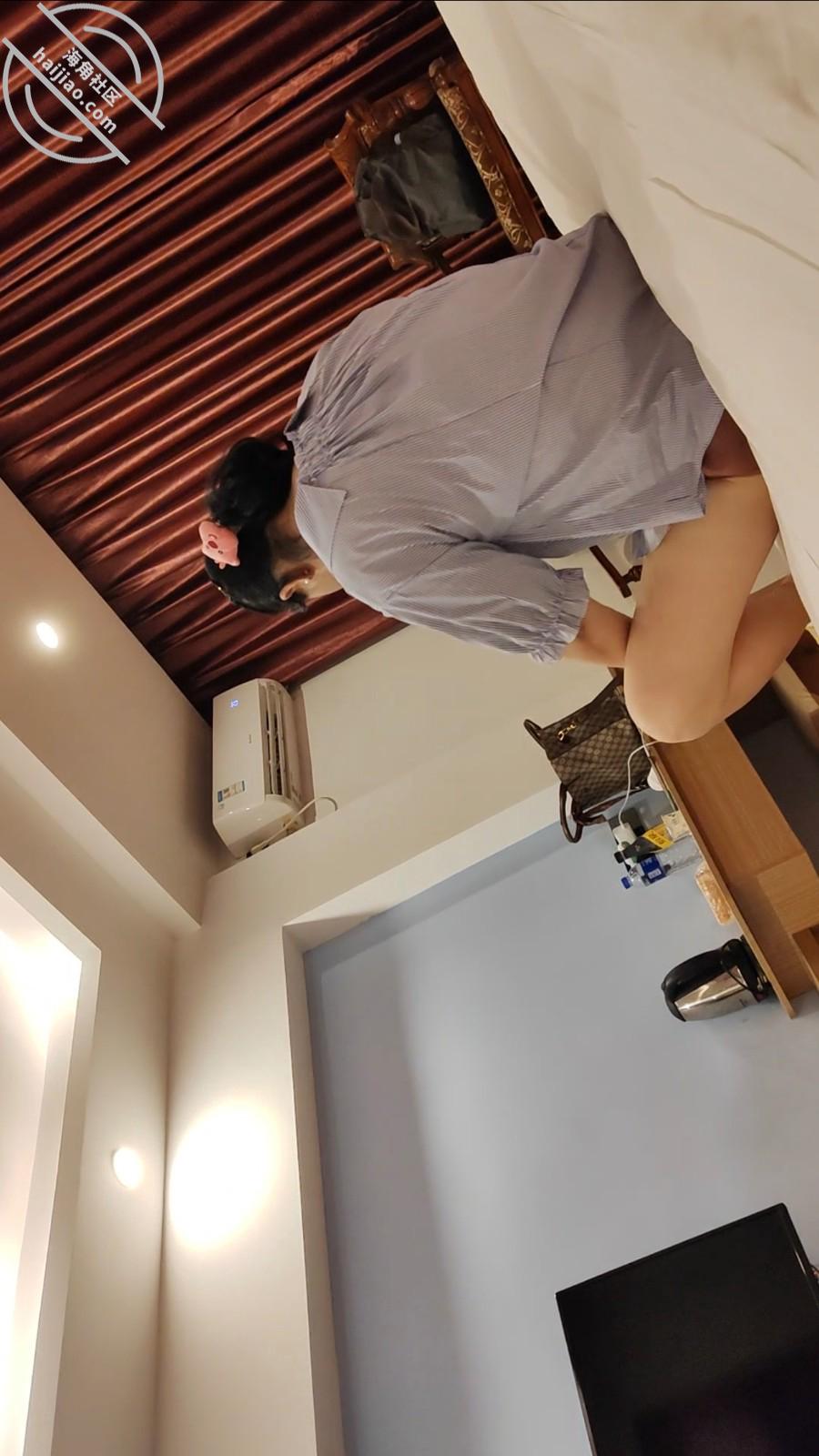 图片[3]-作者：妈妈的味道（干妈变成了情人） 《(原创视频)62：干妈老公应该想不到，自己老婆回家前已经被别人操满足了》-老宋小屋