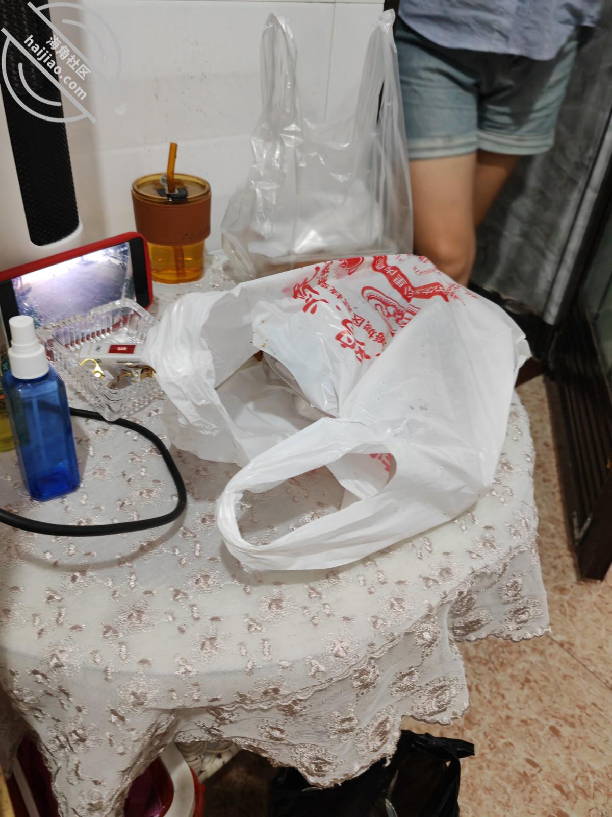 图片[3]-作者：妈妈的味道（干妈变成了情人） 《(原创视频)68.5：干妈过生日，第一次用手伸进她的阴道（无码版）》-老宋小屋