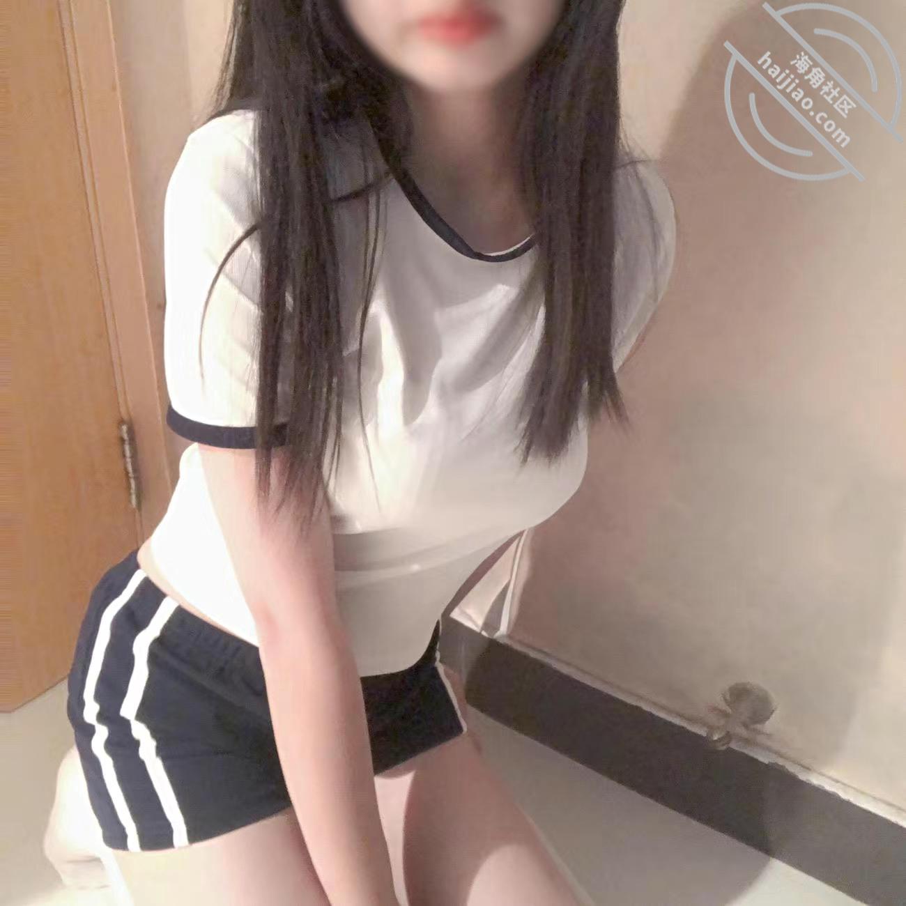 图片[3]-作者：烟色晚空、 《原创;拿下肤白貌美高颜值的表妹,甜美系妹子,jk足球宝贝,后入无套抽插~》-老宋小屋