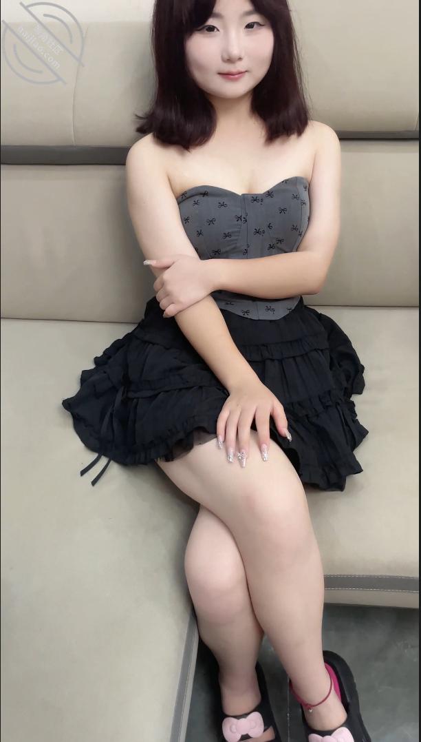 图片[3]-作者：烟色晚空、 《原创:连奶头都是粉的极品嫩妹,带朋友去兄弟家里干他的粉嫩老婆~》-老宋小屋