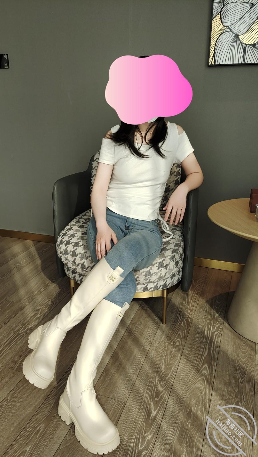 图片[3]-作者：我和娇妻的日常 《（76）原创视频 白色靴子加裤里丝的大嫂被2人干的尖叫不止》-老宋小屋