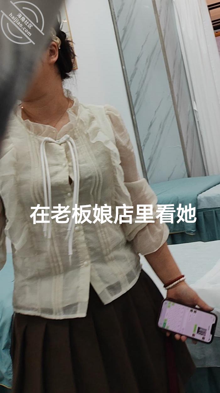 图片[3]-作者：妈妈少妇人妻爱好者 《【原创视频10】刚操完老板娘，她老公就过来了，头顶一片绿草原》-老宋小屋