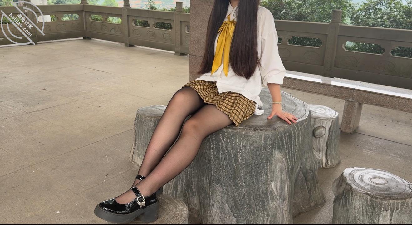 图片[3]-作者：麻子哥哥 《【原创】忽悠一个1X岁少女拍丝袜美腿美脚，很香，顶级过肺》-老宋小屋