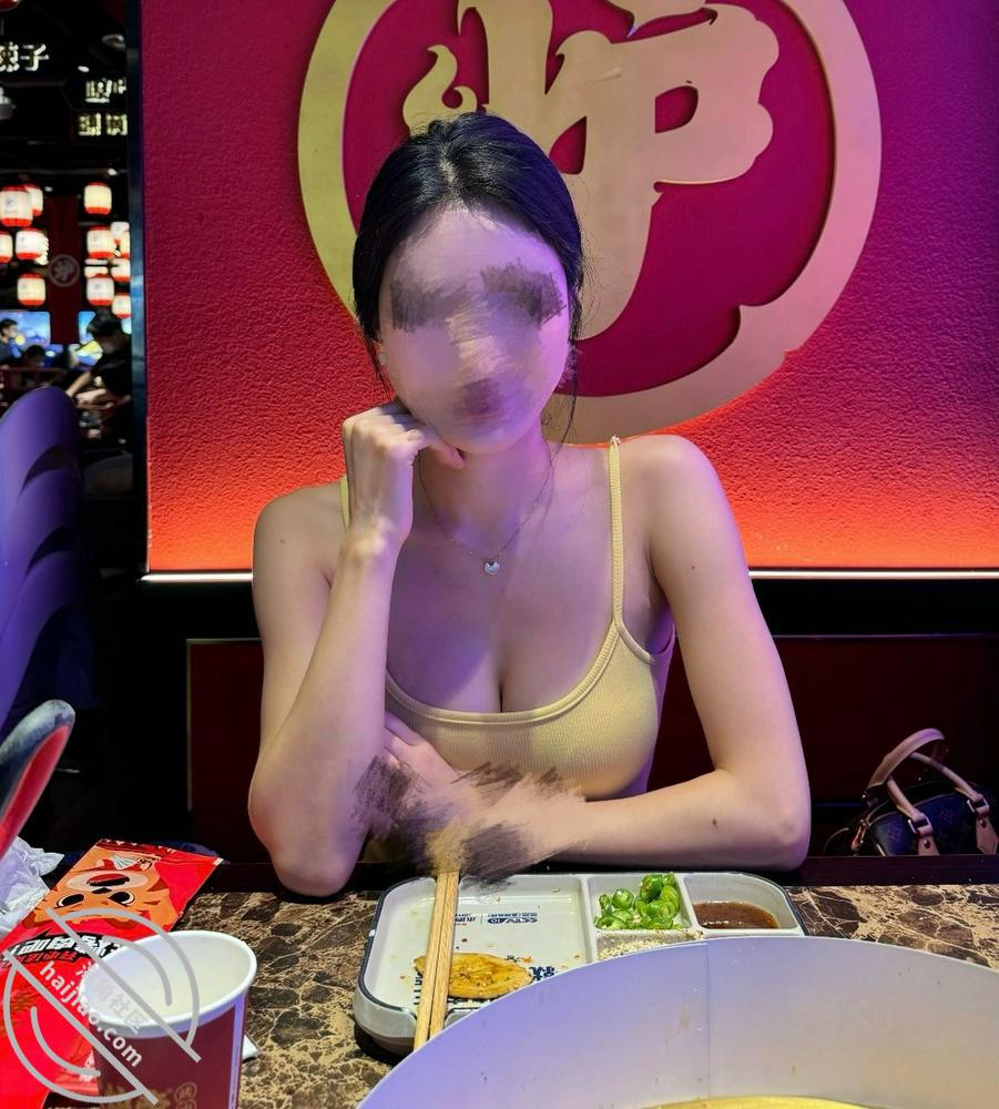 图片[3]-作者：好想好好爱一个人 《（原创）极品在职空姐，服从性拉满，满足各种需求，完美的三亚之旅。》-老宋小屋