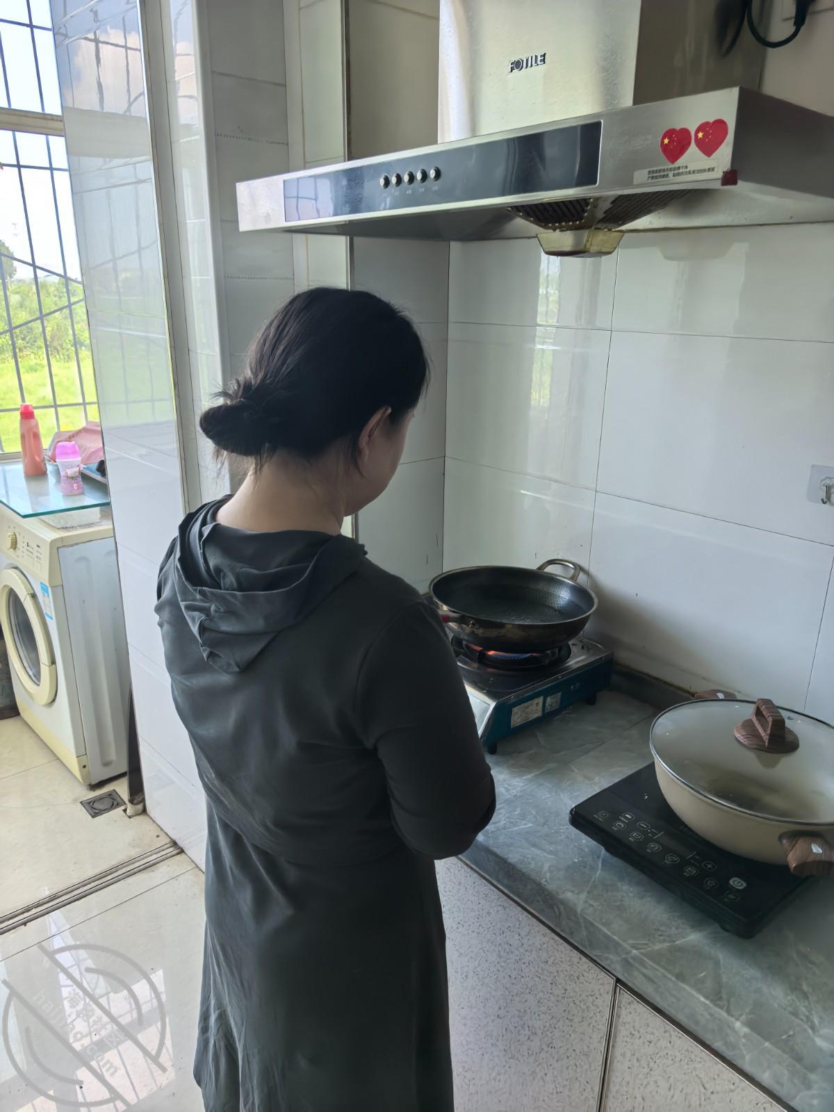 图片[3]-作者：吕小布爆操小仙女 《【操姐vlog 原创】让姐姐给我吃好几天没洗的鸡吧，把姐姐给恶心后操了她》-老宋小屋