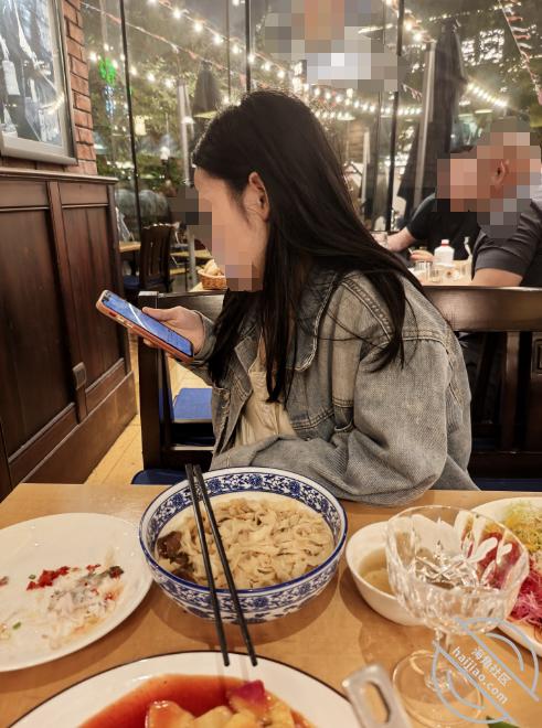 图片[3]-作者：吕小布爆操小仙女 《【操亲妹 原创vlog】操完我妹后她男朋友骂我。我操我妹跟你有什么关系》-老宋小屋