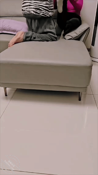 图片[3]-作者：勾人俏妈妈 《18.强行把鸡巴塞进妈妈嘴里。半推半就的妈妈嘴里说着不爽但明显有一点配合》-老宋小屋