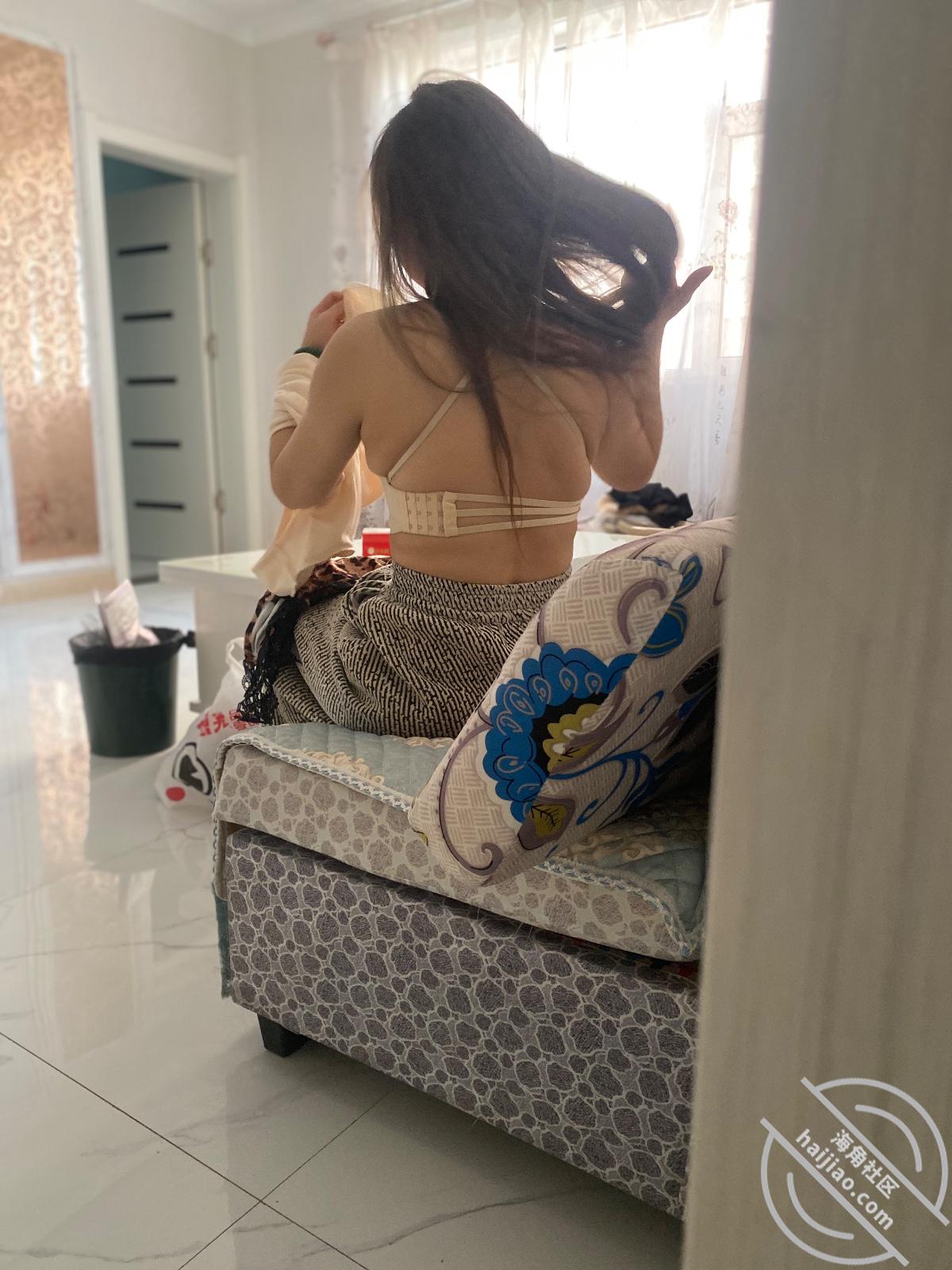 图片[3]-作者：海角_172923429501 《原创10、你们久等的兄弟老婆来了。就在昨晚。干了两炮。惊喜是她会喷水。》-老宋小屋