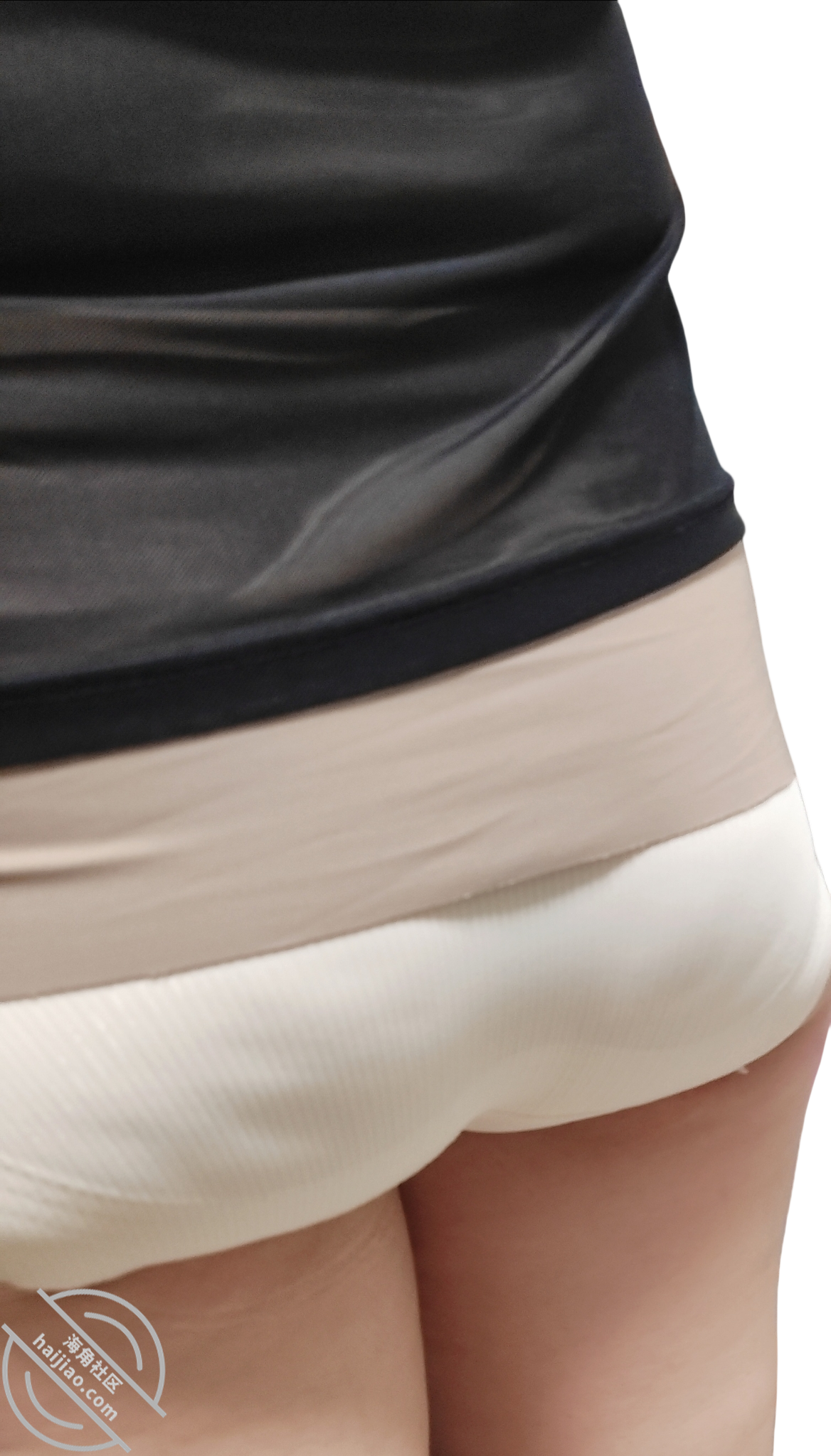 图片[3]-作者：海角_171290619001 《真实母子8原创视频，趁父亲不在家，晚上偷回家和母亲性福的疯狂乱伦操逼》-老宋小屋