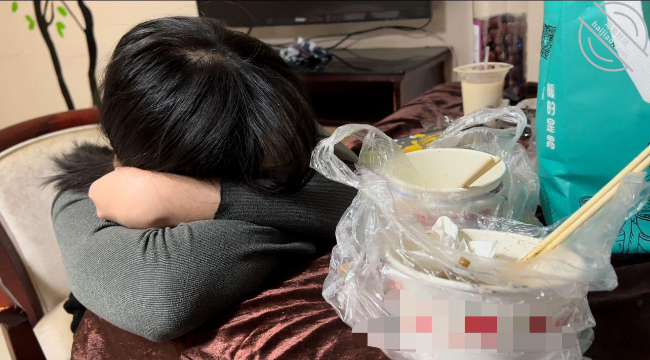 图片[3]-作者：学以致用 《按耐不住一夜的压制！猛操睡着的诱人女儿！裸体女儿被搞醒！被操醒一脸懵！》-老宋小屋