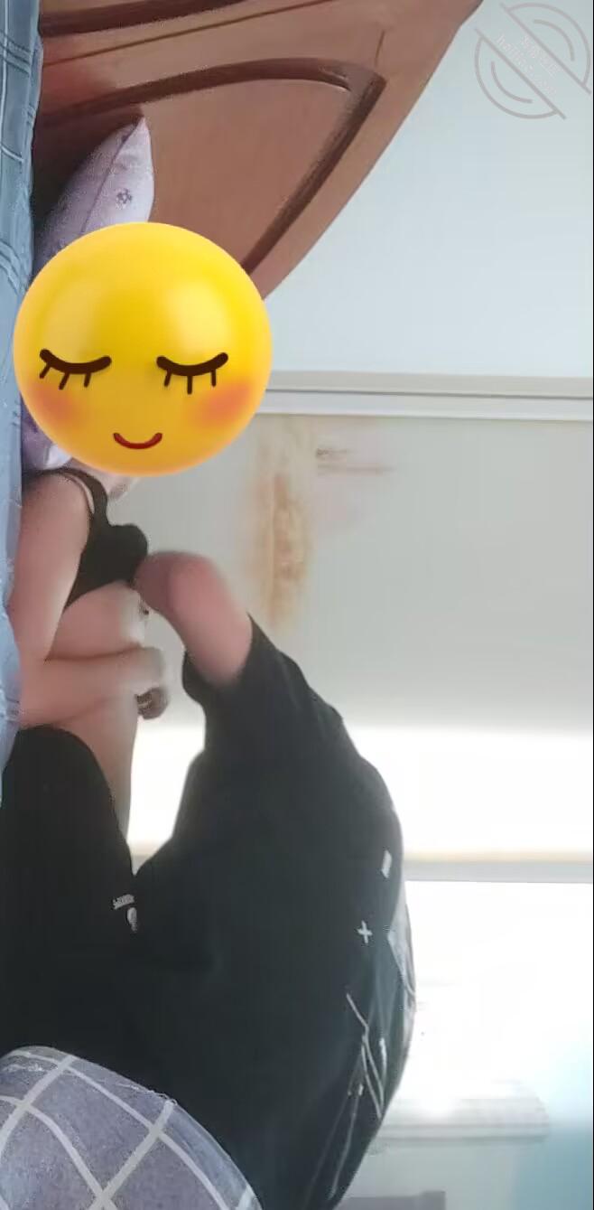 图片[3]-作者：学以致用 《把弟弟支到隔壁的房间，然后爆操躺在床上的女儿！感觉好刺激！操晕女儿！》-老宋小屋