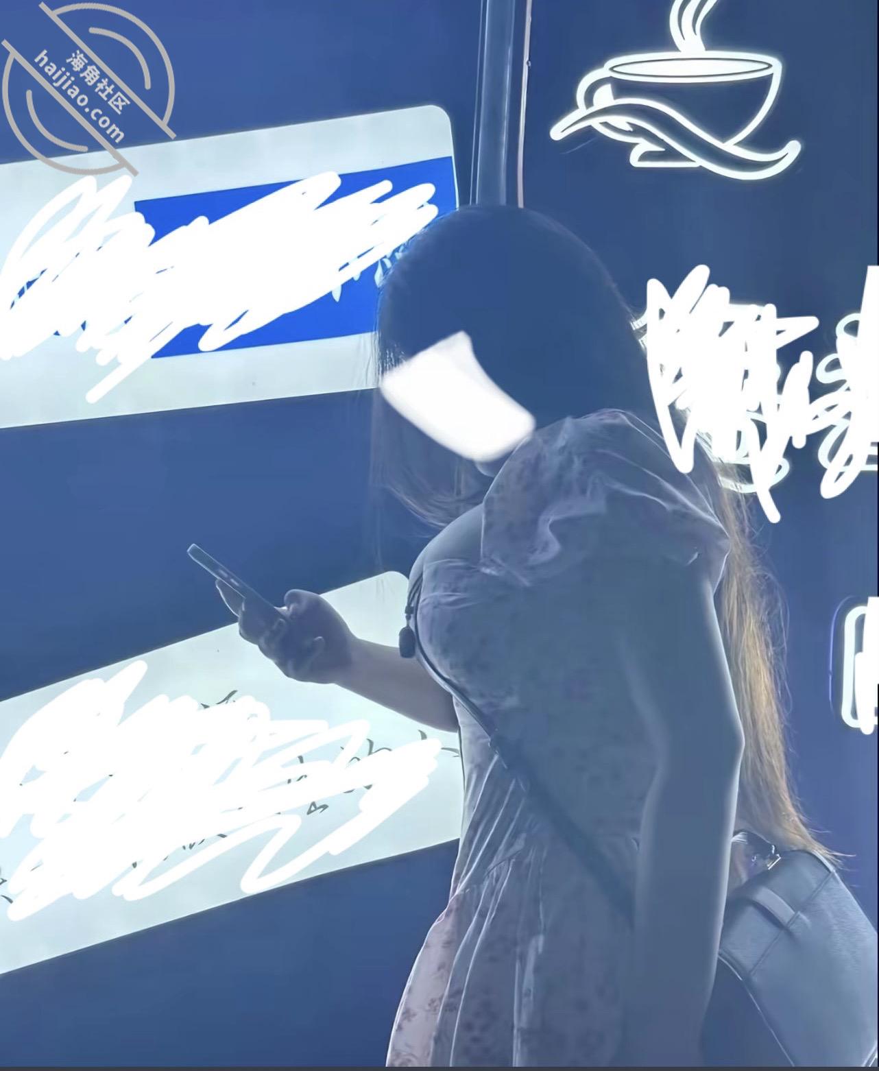 图片[3]-作者：丰乳肥臀的姐姐 《（原创）偷拍巨乳大学生 一镜到底（下）》-老宋小屋