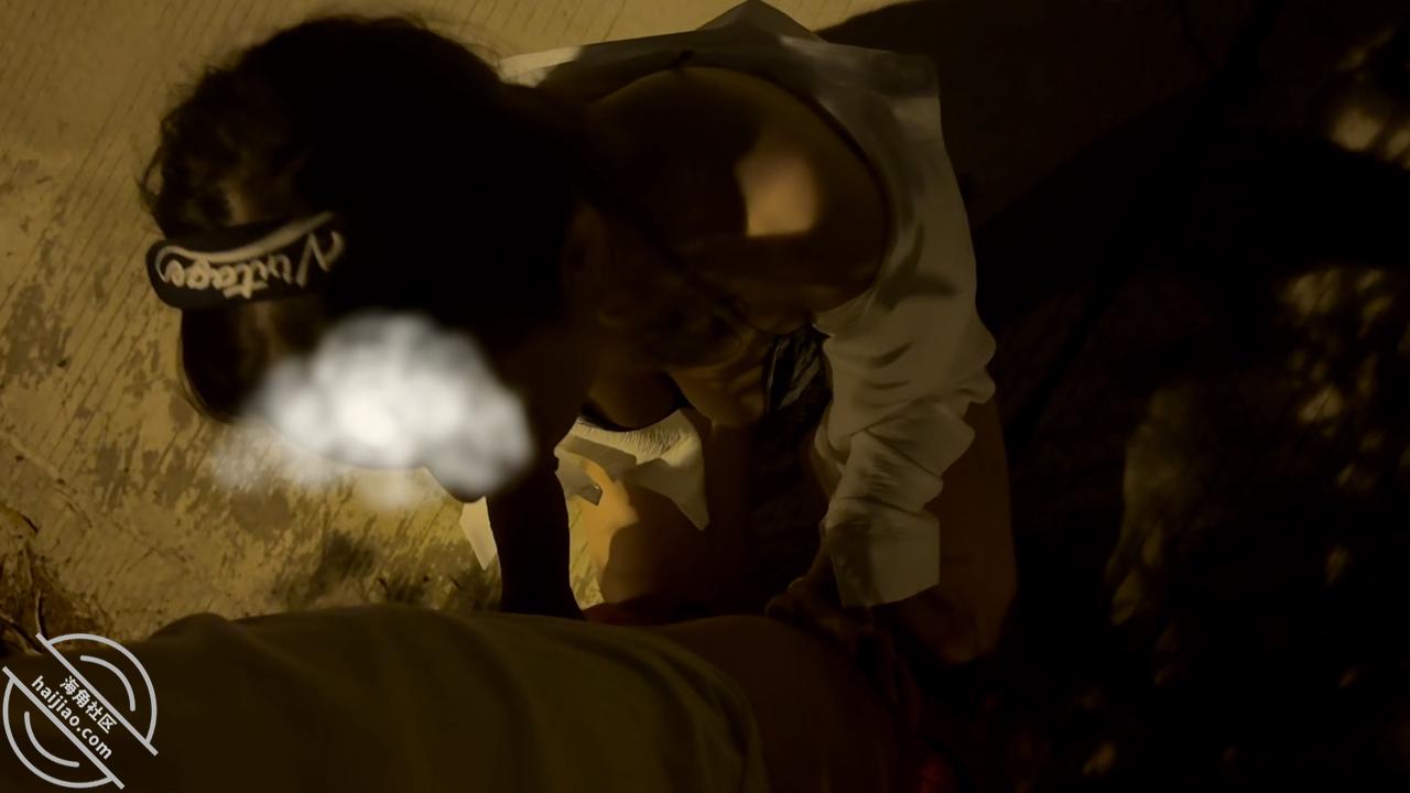 图片[3]-作者：妈妈的丰乳肥臀 《【海角原创158】家里不方便，和老妈半夜马路上野战，户外放尿》-老宋小屋