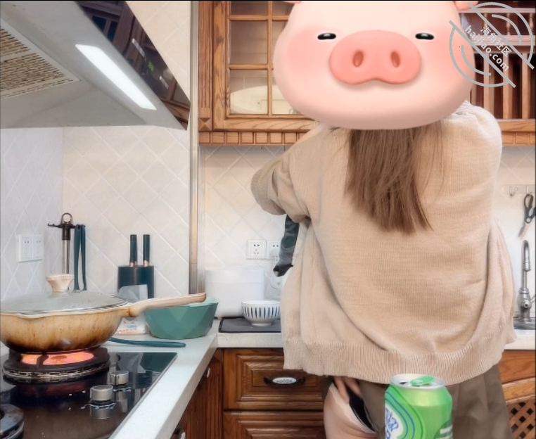 图片[3]-作者：丰乳肥臀的姐姐 《（原创）爸妈不再家，跟姐姐肆无忌惮的做爱，从厨房做到卧室炮火响了一夜（下》-老宋小屋