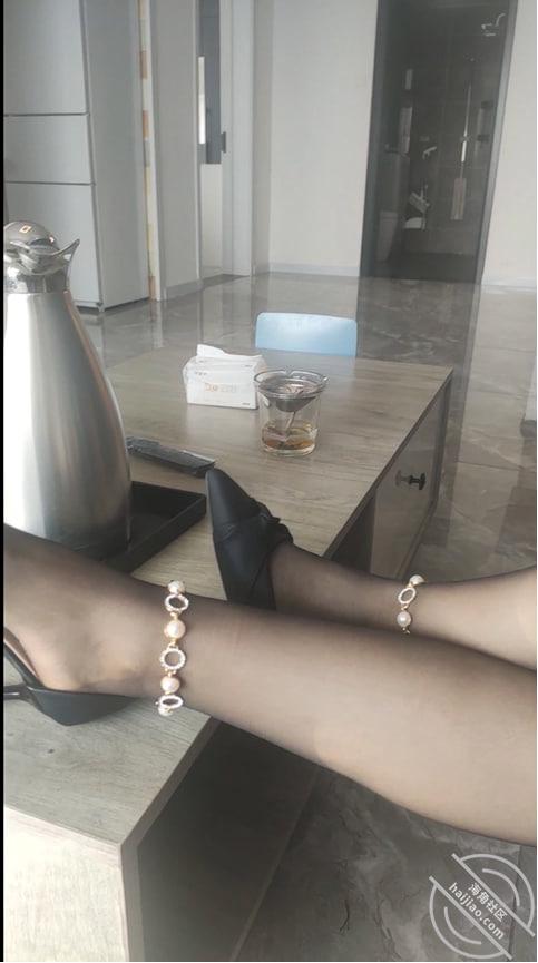 图片[3]-作者：善良的小嫂子 《（原创）我哥在睡觉，我在隔壁房操嫂子》-老宋小屋