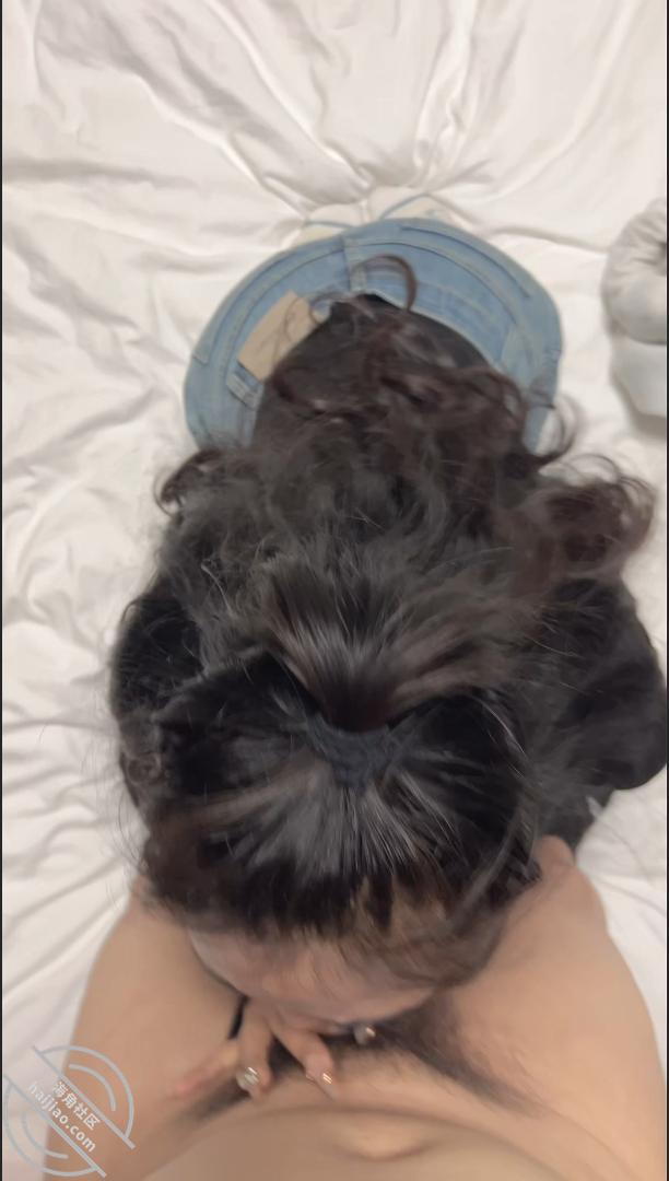 图片[30]-作者：奶子即正义 《原创:情人节特辑,约操牛仔裤紧身衣美胸姐姐,极品前凸后翘,美胸上位绝了～》-老宋小屋