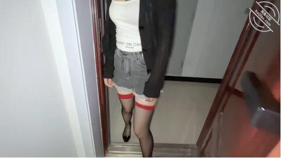 图片[4]-作者：贫乳小侄女 《27. 强迫我姐穿红边黑丝来酒店，让我内射白虎骚逼》-老宋小屋