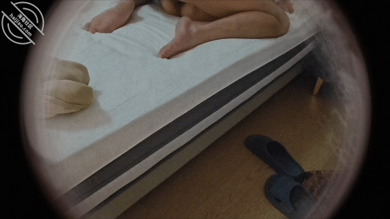 图片[4]-作者：勾人俏妈妈 《12原创视频]真实强奸亲妈一边操一边骂我打我，总算把憋了这些天的火给泄了》-老宋小屋