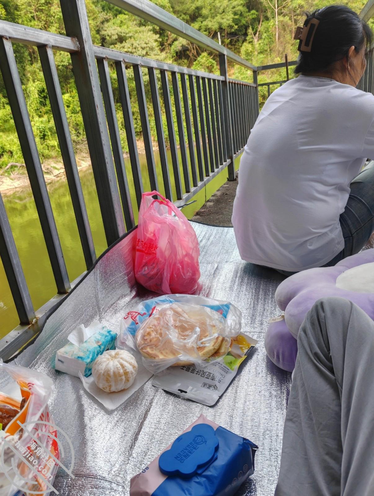 图片[4]-作者：妈妈的味道（干妈变成了情人） 《(原创视频)118：和干妈在别人家门口过夜、车震🚗》-老宋小屋