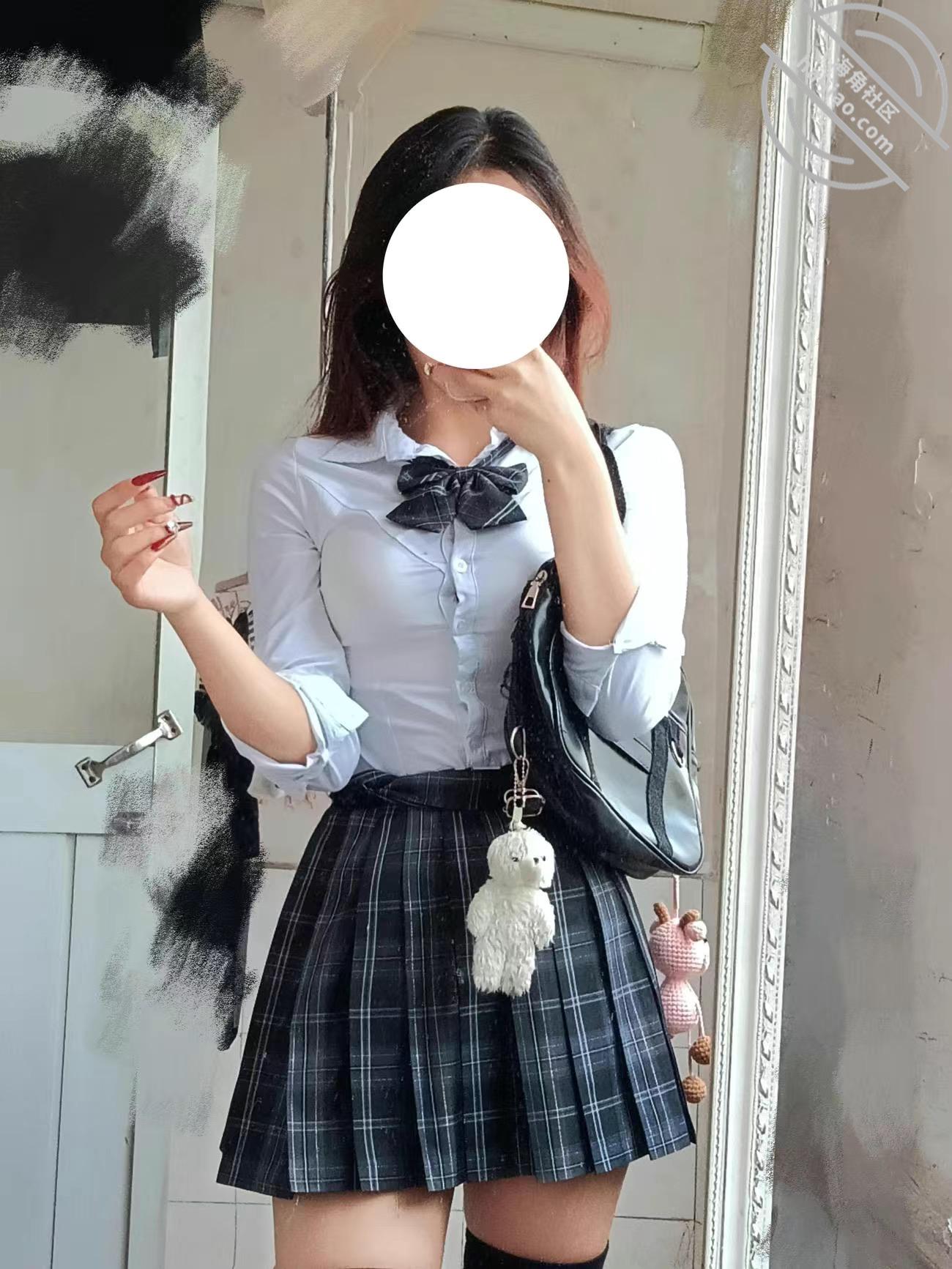 图片[4]-作者：烟色晚空、 《原创:甜美系肤白貌美表妹,小骚货还和我装睡着了,那你睡你的,我玩我的吧~》-老宋小屋