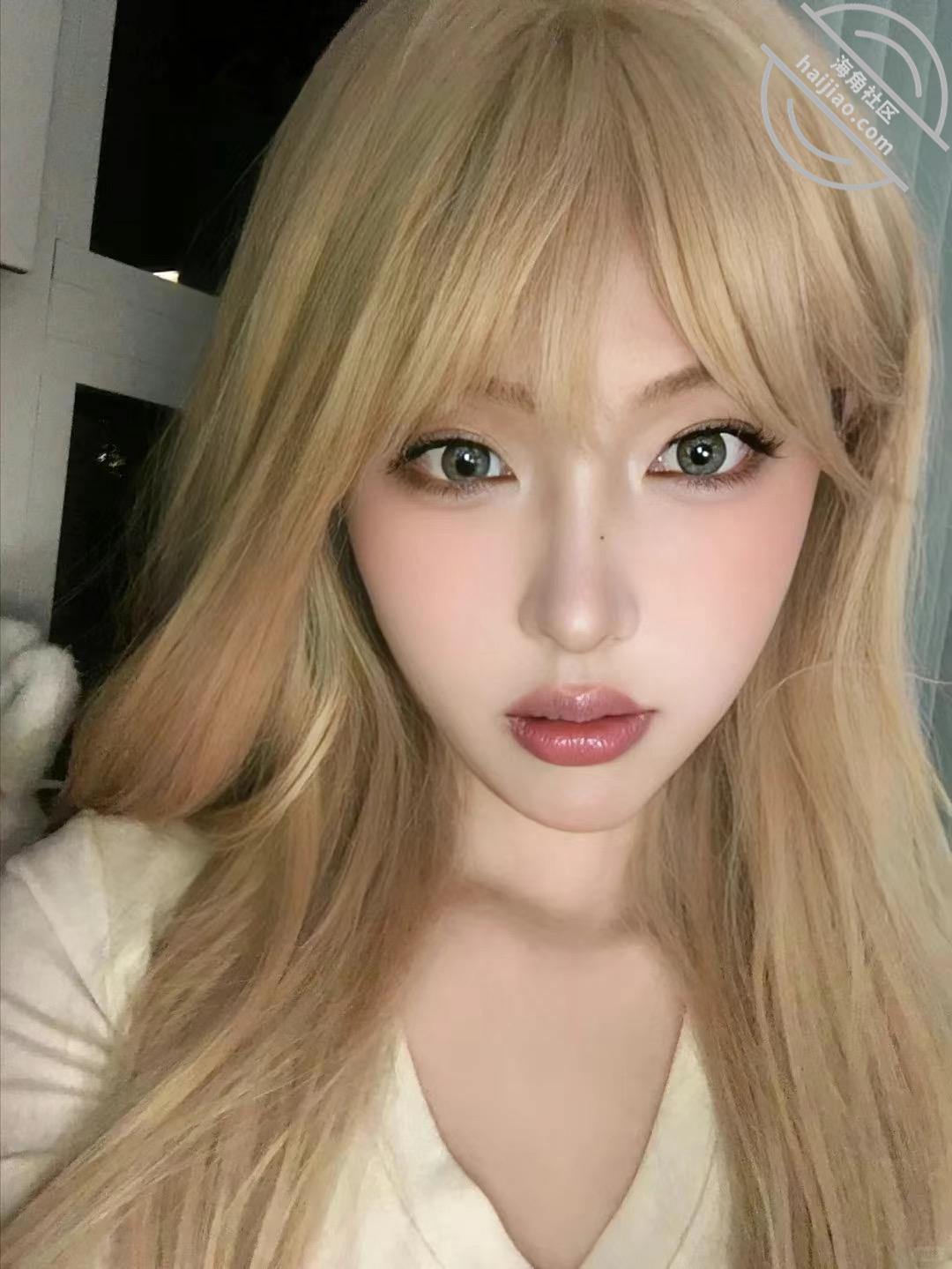 图片[4]-作者：烟色晚空、 《原创:趁父亲不在家,和朋友一起3p我的美艳小妈,多角度轮流爆操,爽翻了~》-老宋小屋