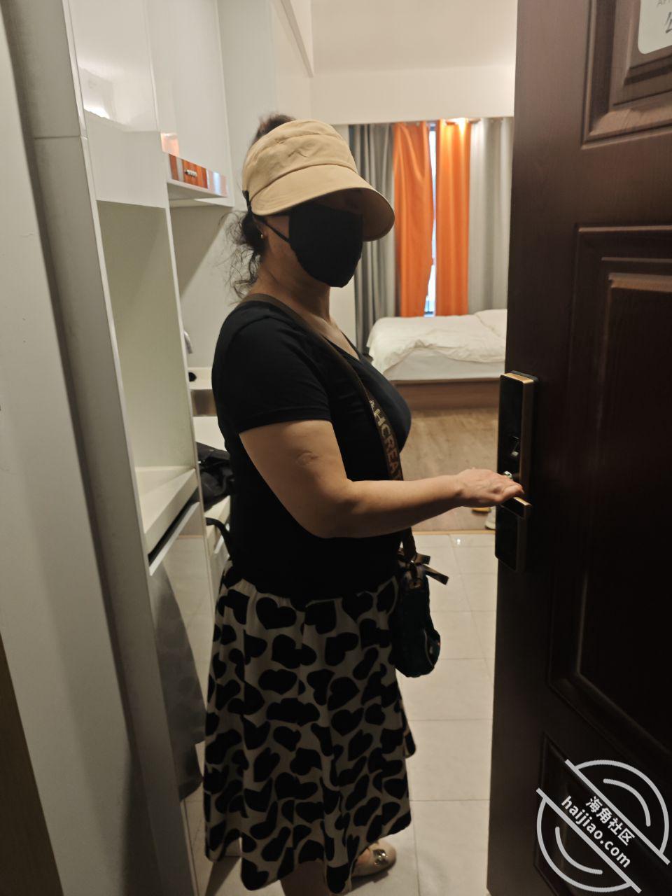 图片[4]-作者：海角_169969019801 《【视频】旅程结束了，回家前和老妈再大干一场》-老宋小屋