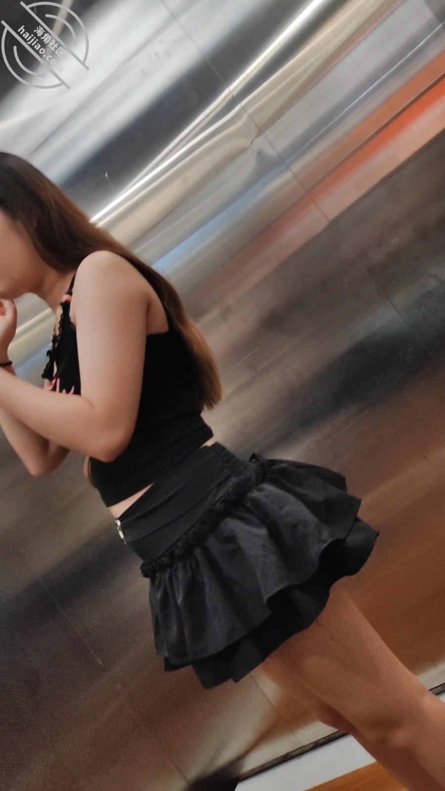 图片[4]-作者：妈妈少妇人妻爱好者 《【原创视频】操了一个萝莉高中生（有处女感觉），大姐介绍的》-老宋小屋