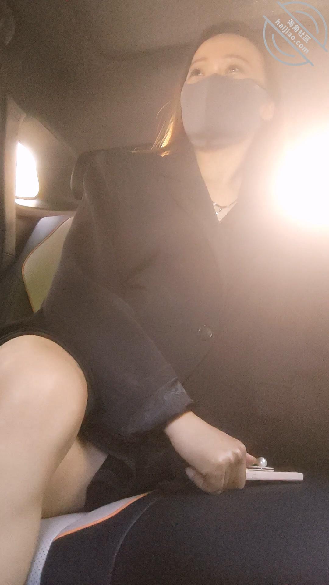 图片[4]-作者：激进的头孢 《车上系列继续（新人）！极品御姐车上黑丝足交》-老宋小屋