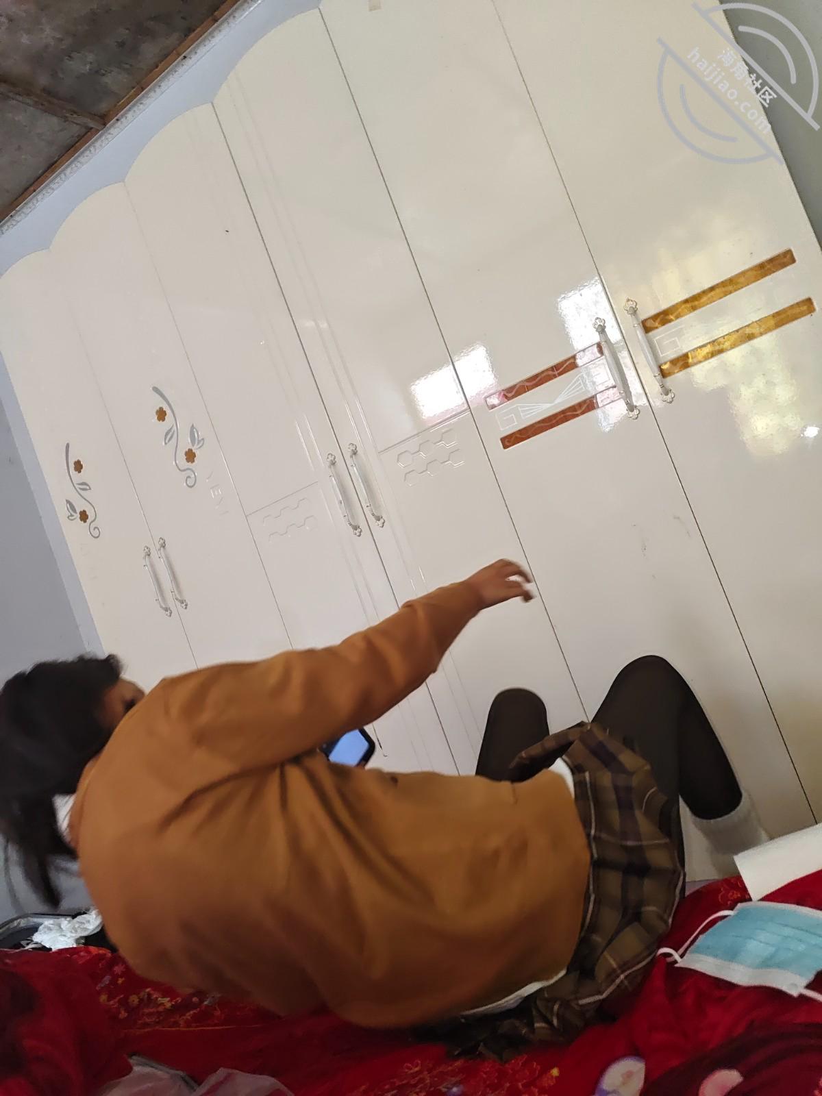 图片[4]-作者：打野王子 《原创真实破处80斤学生妹，第2晚真实操作学生妹就是爽》-老宋小屋