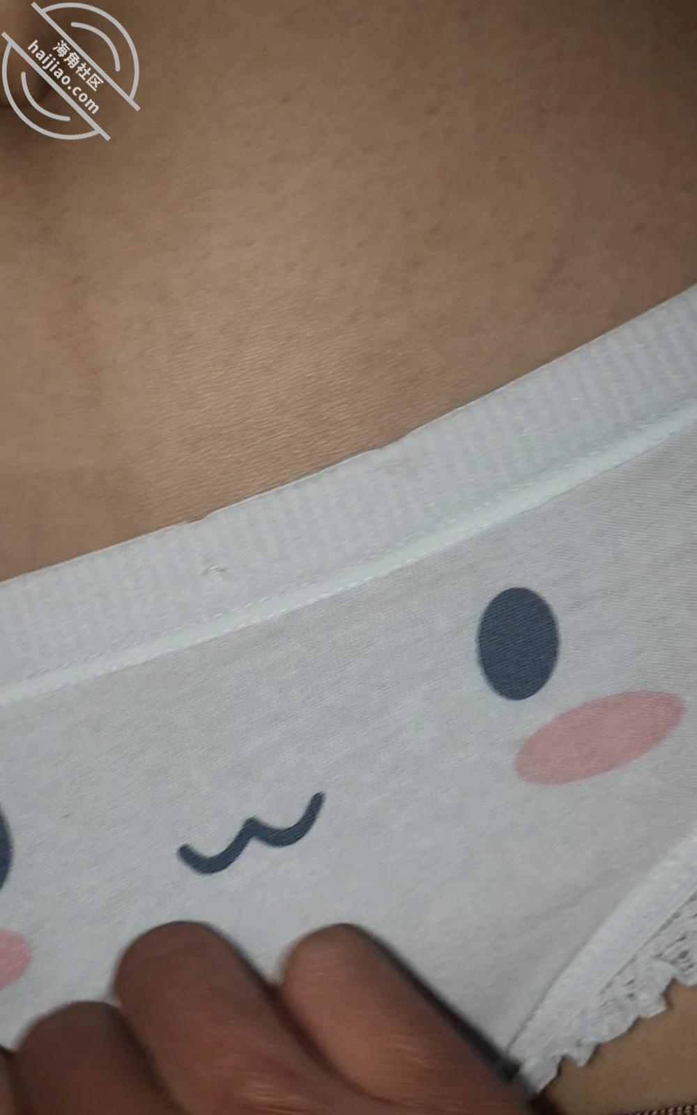 图片[4]-作者：打野王子 《学校里真实骗到的学生妹妹，被我破处后第一次穿黑丝操逼（原创真实）》-老宋小屋