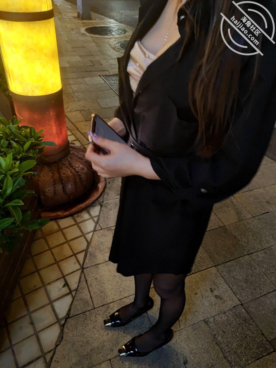 图片[4]-作者：和女老板的故事 《33.五一在海底捞厕所和老板做爱，外面人来人往真刺激！》-老宋小屋