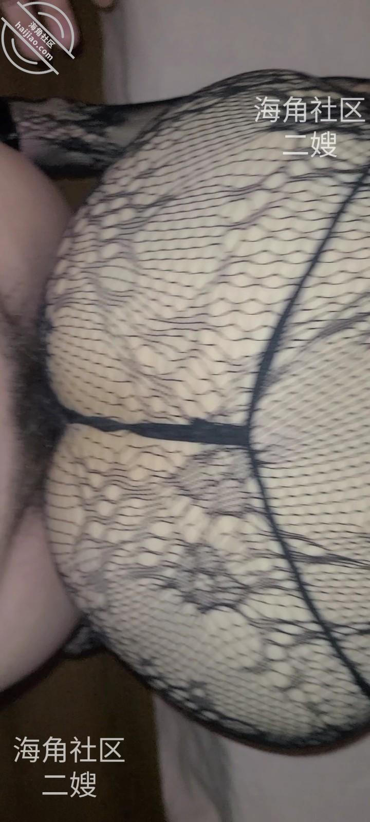 图片[4]-作者：二嫂 《【原创二嫂】二嫂的丁字裤都勒进逼逼里了，提枪怒射》-老宋小屋