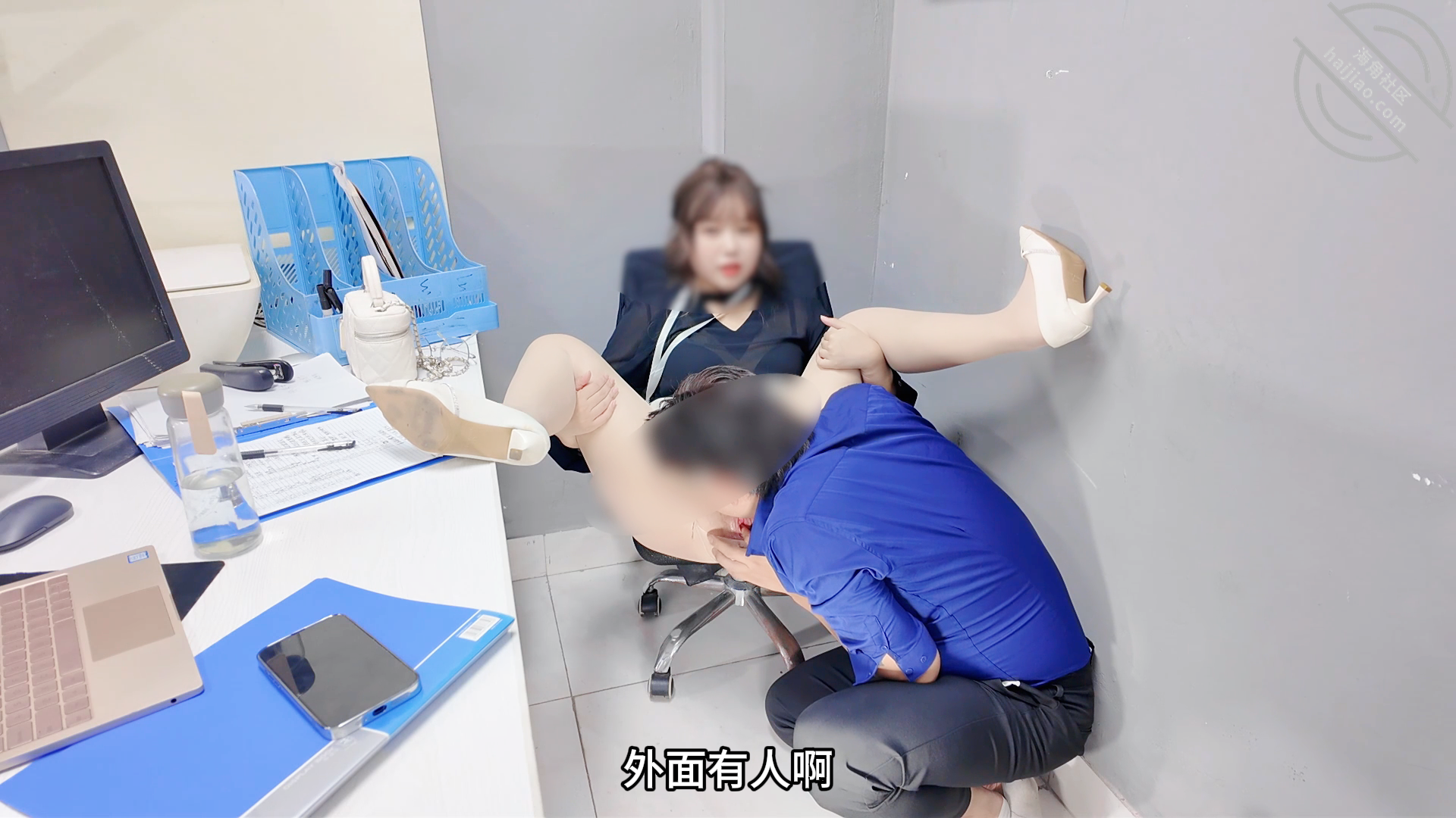 图片[4]-作者：舅妈的爱情故事 《【真实乱伦】公司开会偷操舅妈 门外人来人往 惊险刺激 大量操逼特写》-老宋小屋