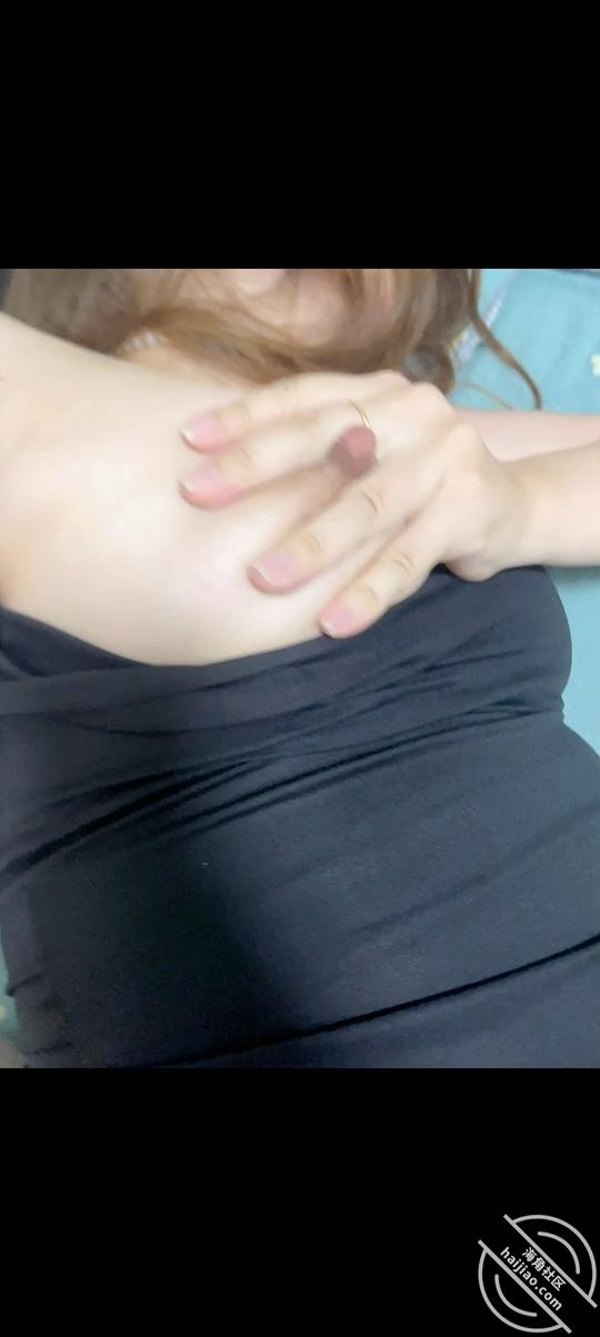 图片[4]-作者：想双飞老婆姐姐 《大姨子发现我玩海角，要露脸给大家看她吃鸡吧！》-老宋小屋