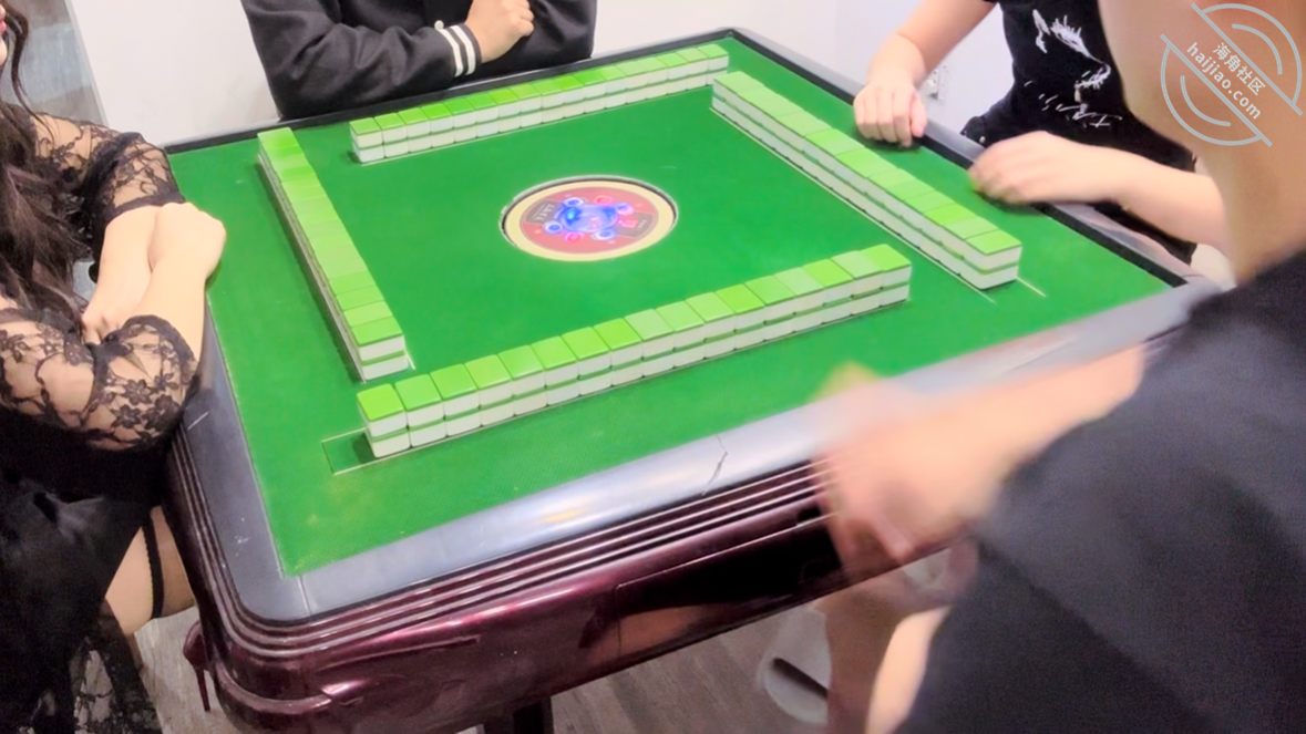 图片[4]-作者：隔壁老王爱少妇 《丈母娘打麻将竟桌底用脚引诱我，将其摁在麻将桌上对着屁股猛插》-老宋小屋