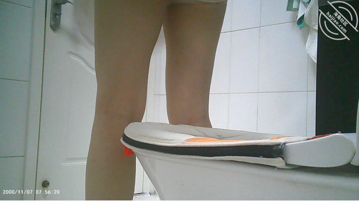 图片[4]-作者：我的巨乳亲表姐 《【原创】偷拍表姐的闺蜜们！一个个的大屁股太诱人了！真实实拍！》-老宋小屋