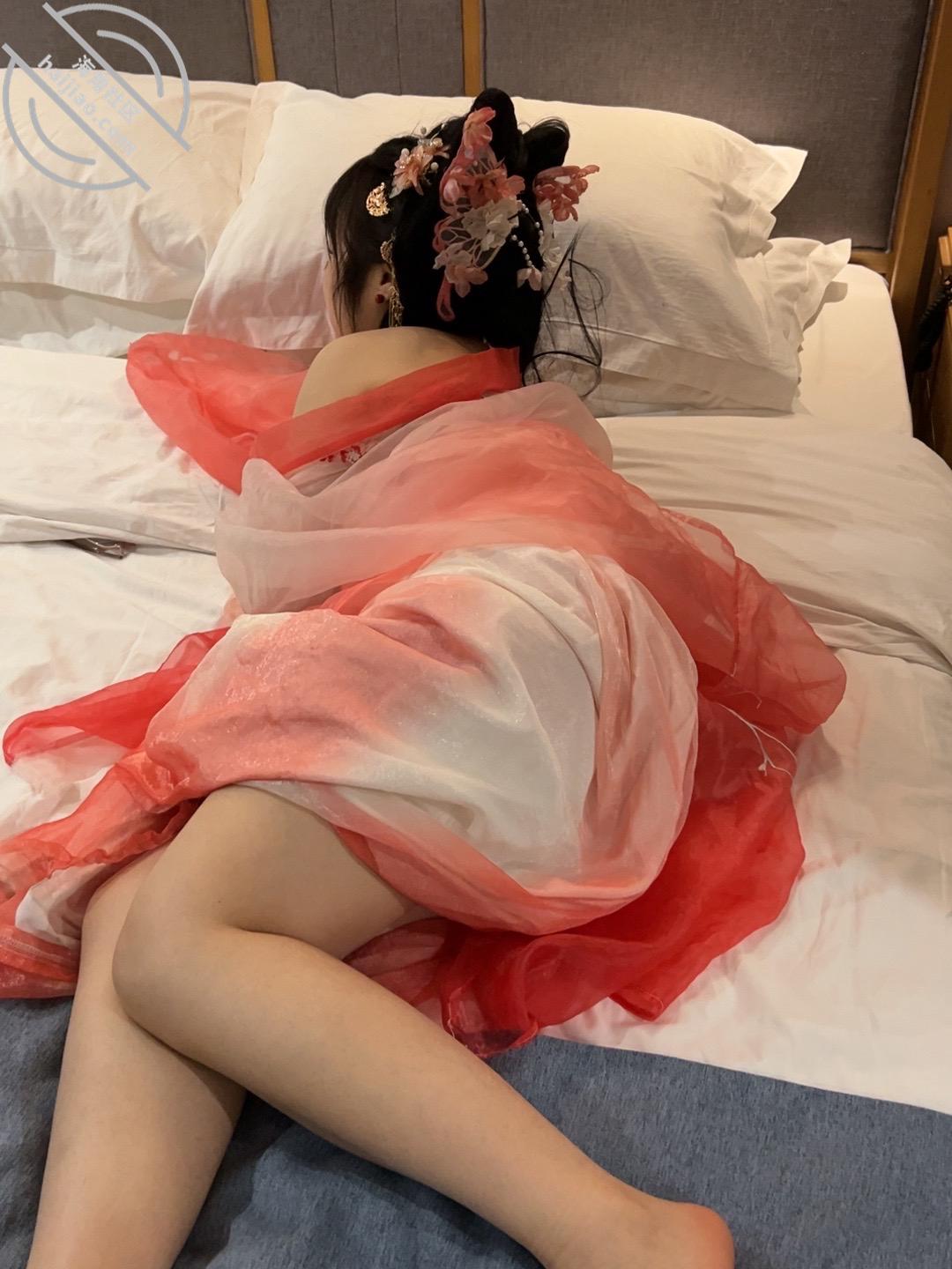 图片[4]-作者：内心中的黑暗之神 《（视频帖）穿上汉服的亲姐姐如狐狸精般让我欲罢不能-我和亲姐姐31》-老宋小屋