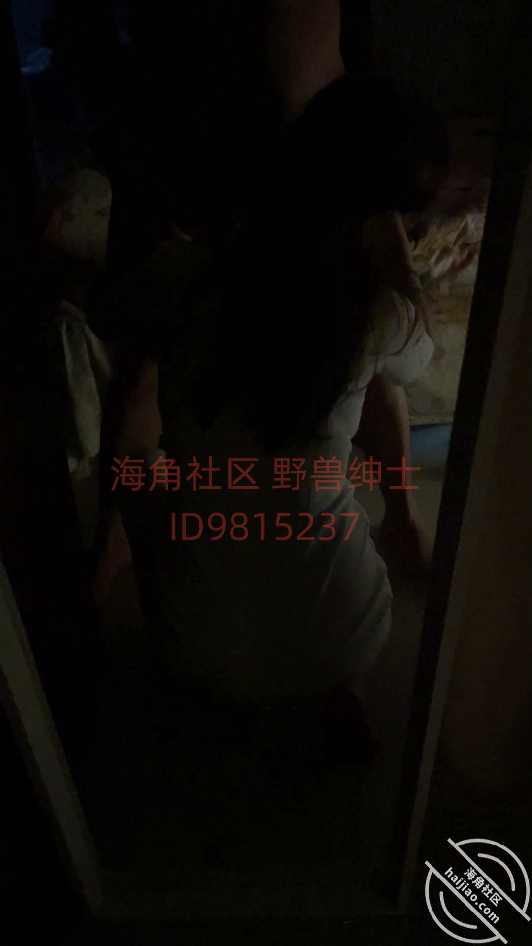 图片[4]-作者：小兽先生 《【野兽原创24】内射成熟的巨乳御姐，小穴流出的精液滴落在玉腿上》-老宋小屋