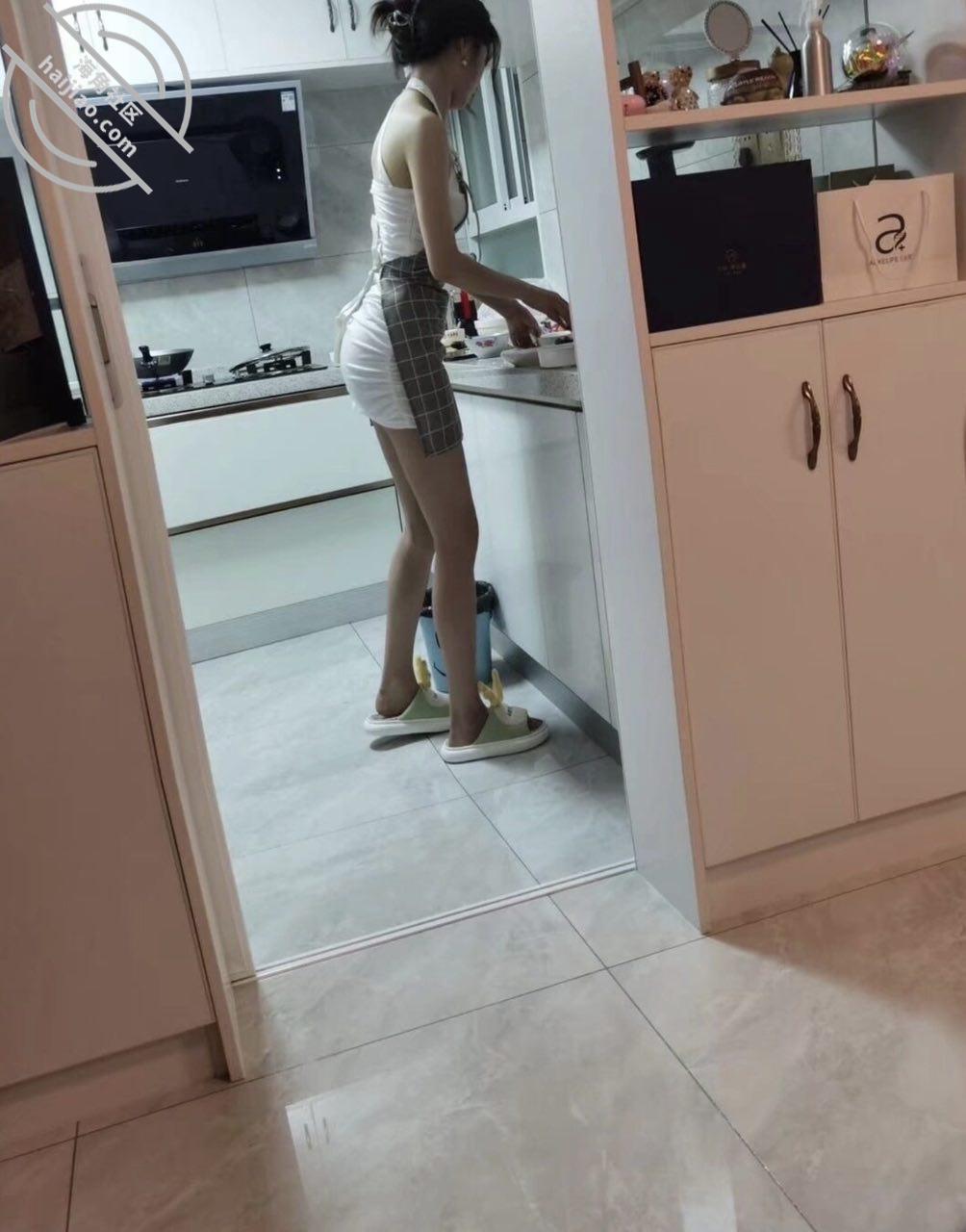 图片[5]-作者：精虫上脑小男孩 《（原创）酷爱瑜伽的武汉女大学生，大长腿巨乳诱惑，令人难忘的周末。》-老宋小屋