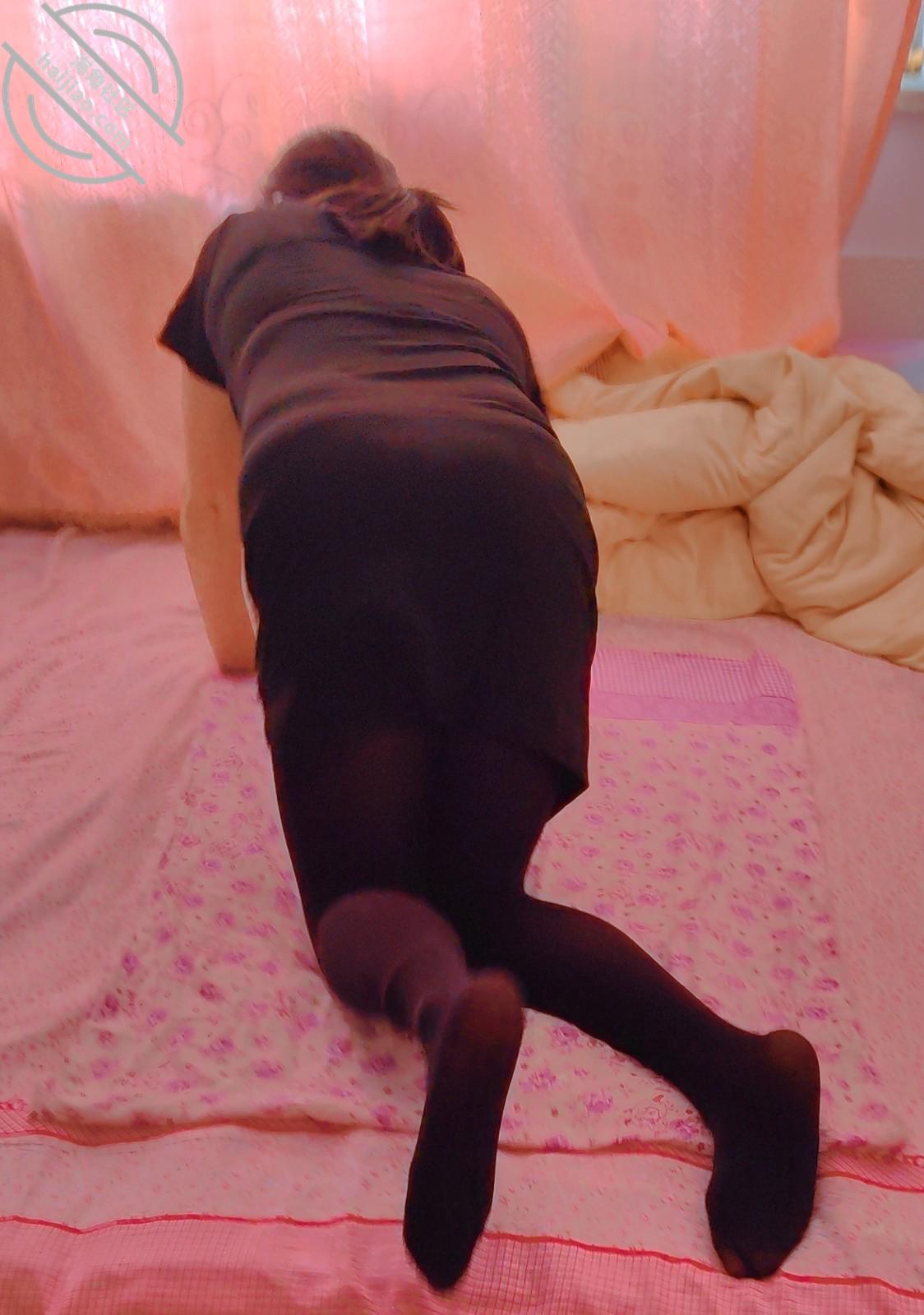 图片[5]-作者：熟控大胖 《图，丝袜熟女的美丽诱人身体》-老宋小屋