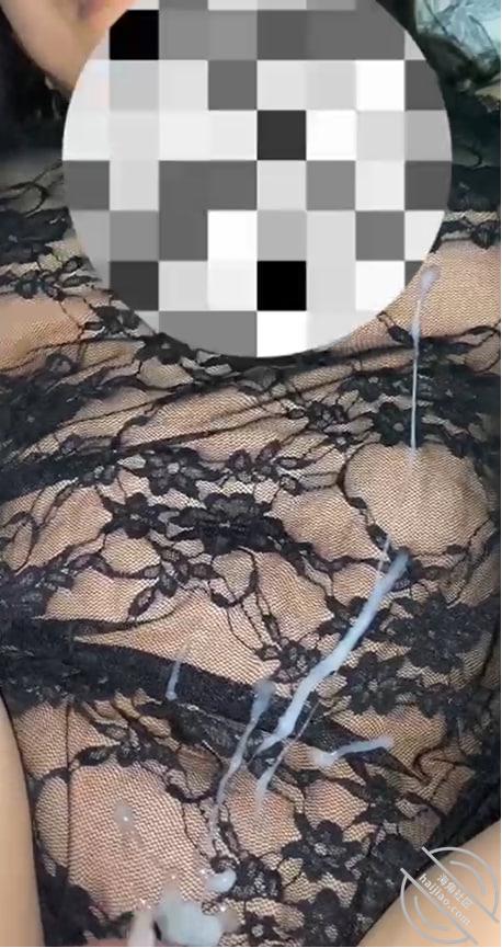 图片[5]-作者：海角_168638140001 《16）风韵犹存的老妈穿上情趣内衣，被亲儿子大鸡巴爆肏》-老宋小屋