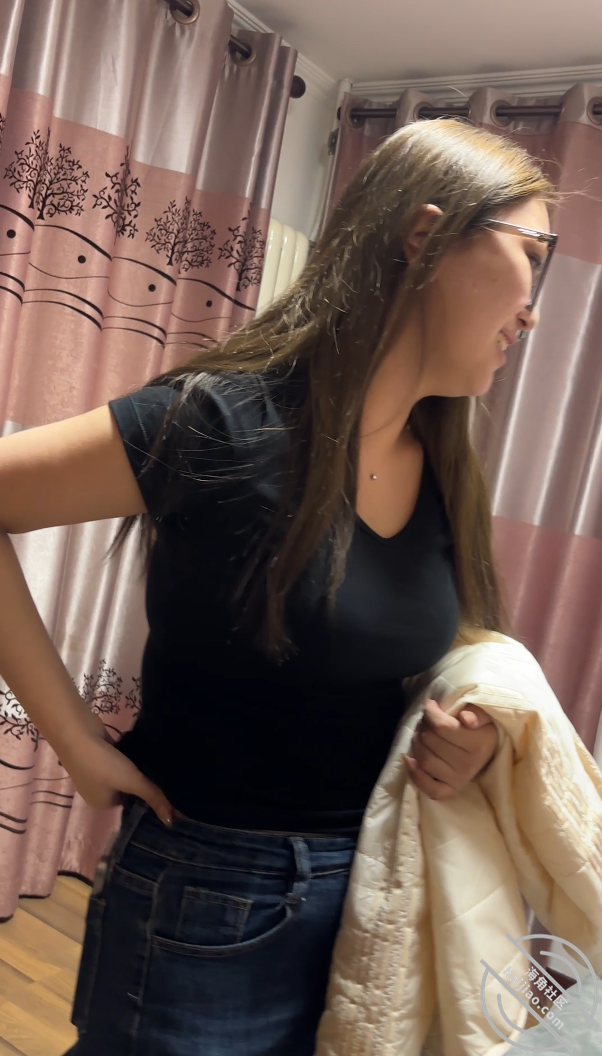 图片[5]-作者：隔壁老王约妹 《（原创09）今天是新妹子，朋友介绍的，抽烟埋钉纹身，草着很舒服小穴很紧》-老宋小屋