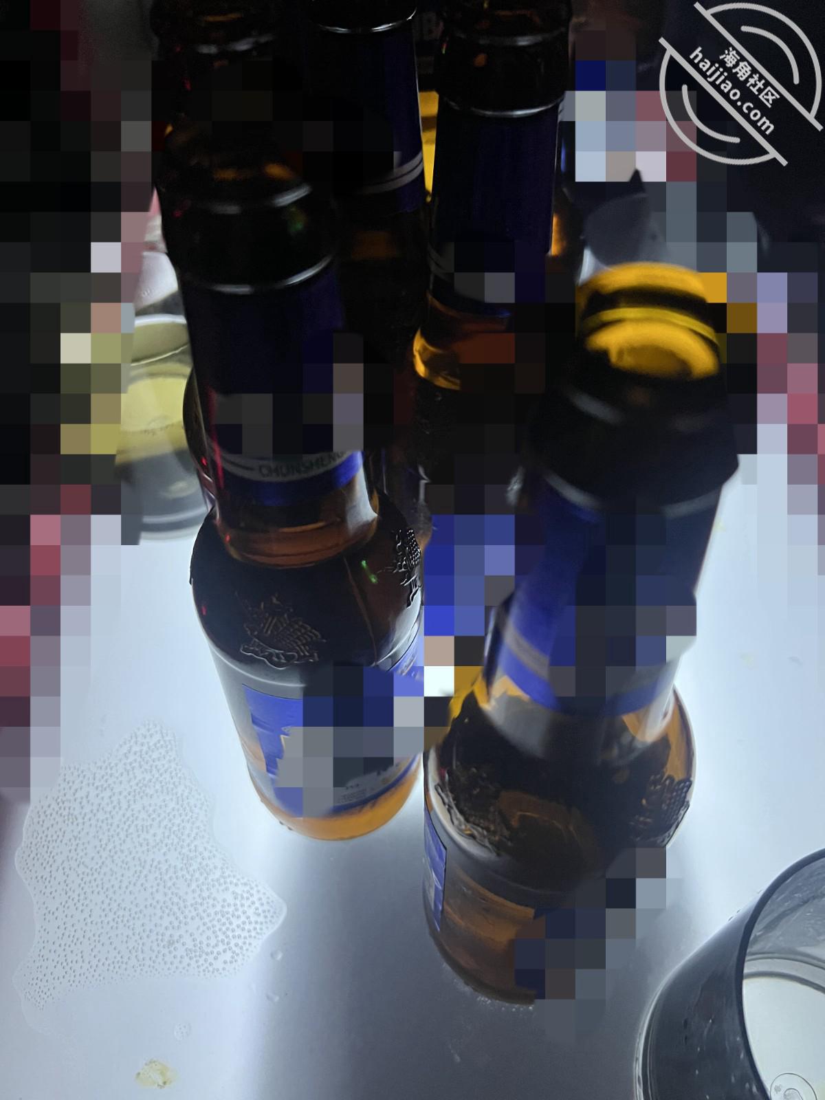 图片[5]-作者：内心中的黑暗之神 《夜晚的酒吧温暖如家（视频贴）》-老宋小屋